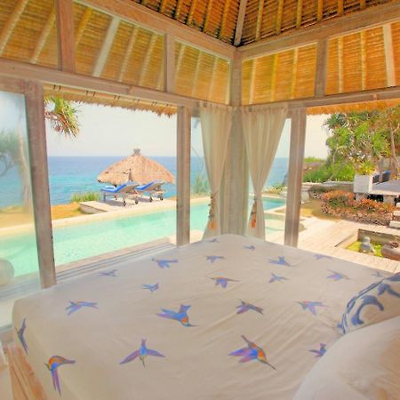 Villa Lumba Lumba - Oceanfront & Spectacular View! Lembongan Exteriör bild