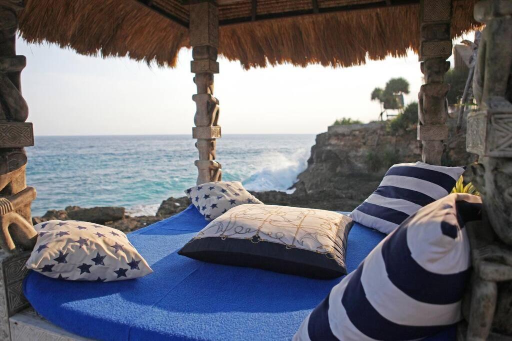Villa Lumba Lumba - Oceanfront & Spectacular View! Lembongan Exteriör bild